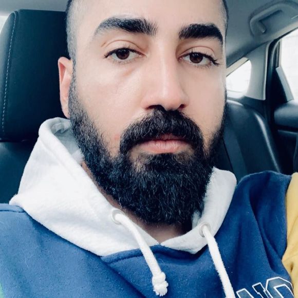 Meet your Posher, Soroush - Picture 1 of 1